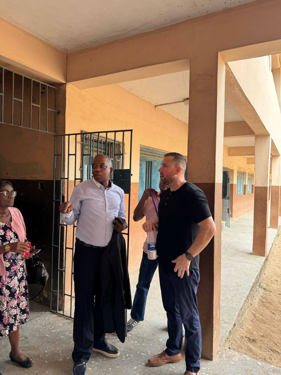 Mark meeting local education leaders in Lagos